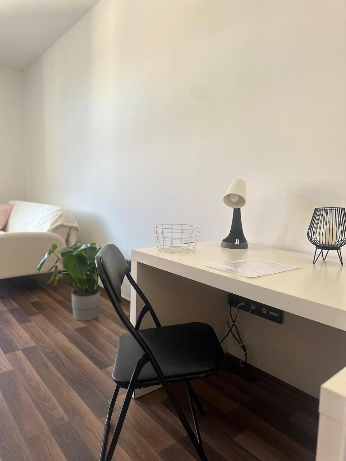 Moderni V Centru Hradce Kralove Apartamento